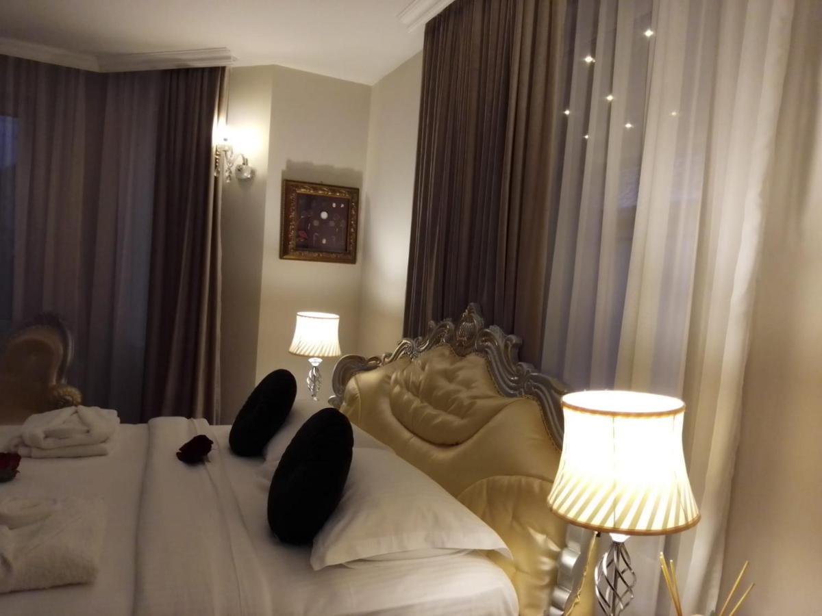 Casa Maria Roses Hotel Rîşnov Екстериор снимка
