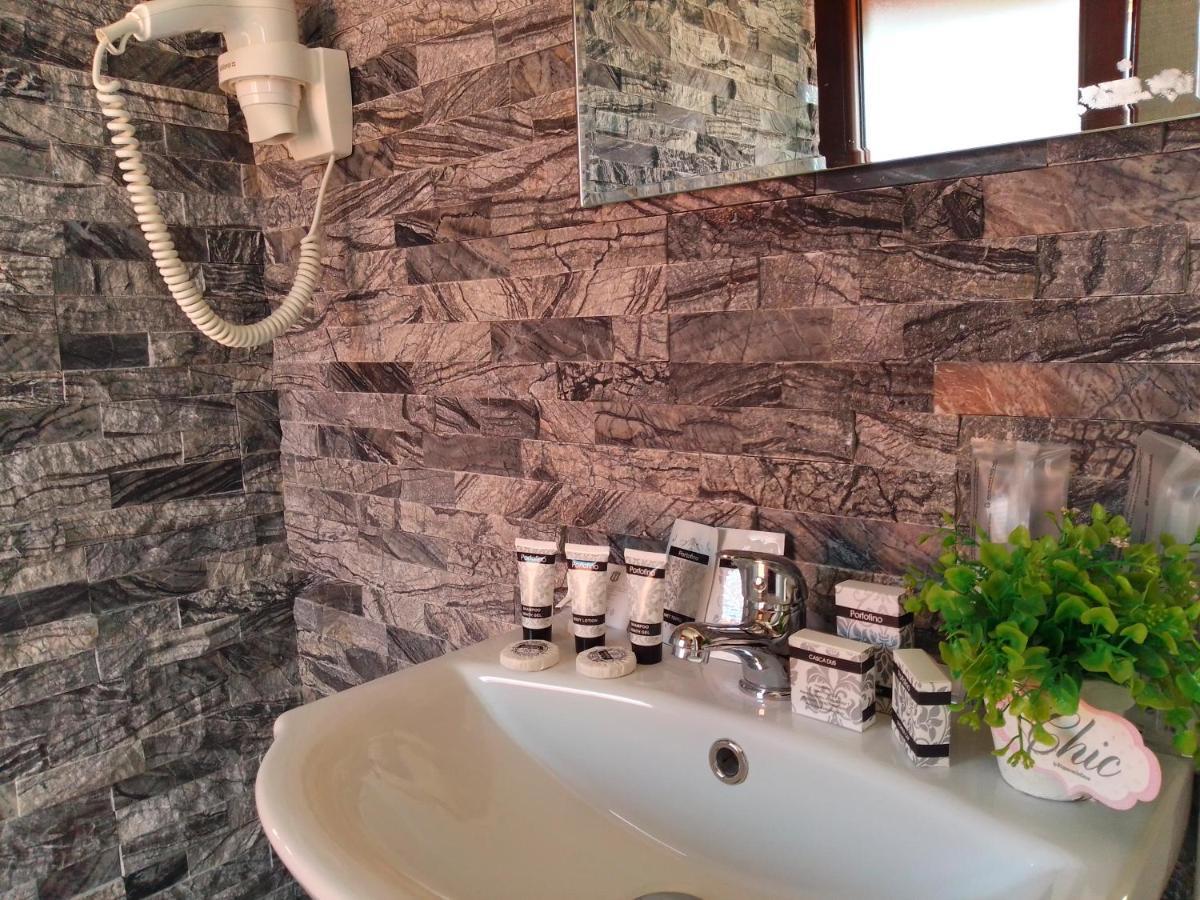 Casa Maria Roses Hotel Rîşnov Екстериор снимка