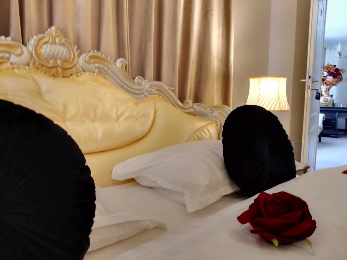 Casa Maria Roses Hotel Rîşnov Екстериор снимка