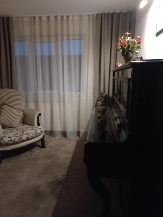 Casa Maria Roses Hotel Rîşnov Екстериор снимка